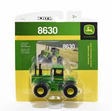 1/64 John Deere 8630 Tractor