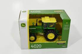 1/32 John Deere 4020