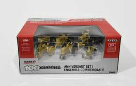 1/64 Case IH Farmall 6 Piece 100 Year Chase Set