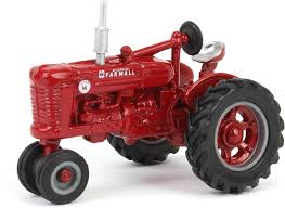 1/64 Farmall Super M
