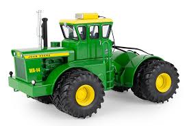 1/32 John Deere WA-14 Prestige Tractor